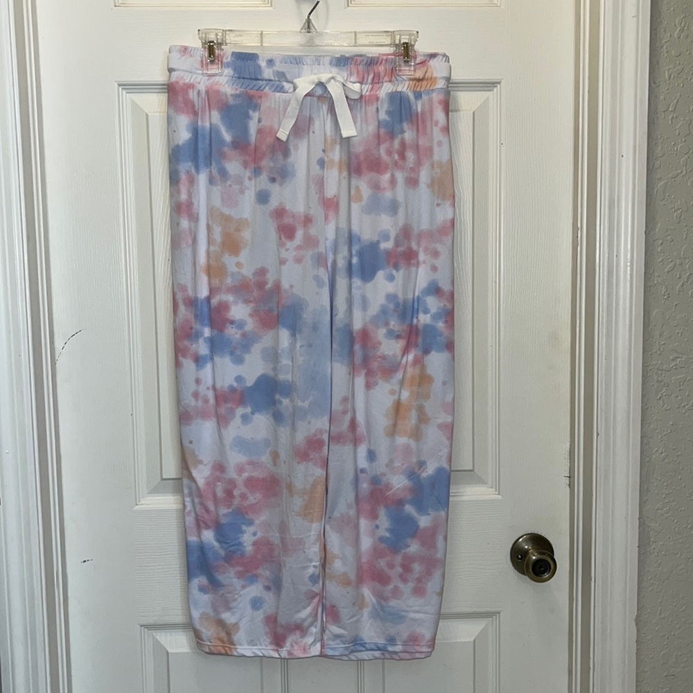 Ladies plus size sleep capris